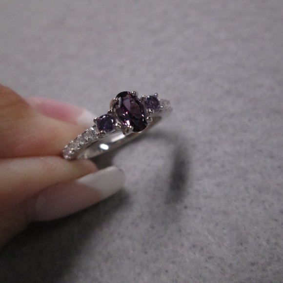 Exquisite Dainty Sterling Silver and AMETHYST Ring> Sparkling CZ's, Birthstone - Picture 3 of 6